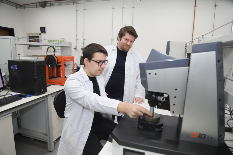 Isıya dayanıklı kompozitler BTÜ ve TUSAŞ'tan havacılıkta kritik hamle - Bursa Hayat Gazetesi-2