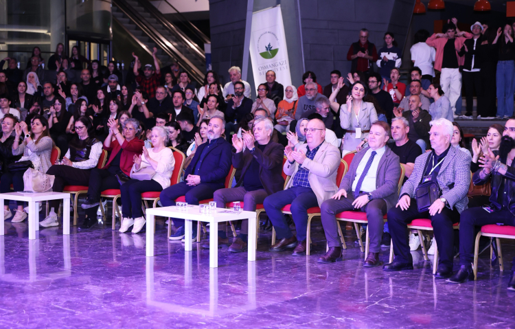 Liseli gençler Osmangazi'de buluştu: Final gecesinde unutulmaz anlar - Bursa Hayat Gazetesi-4