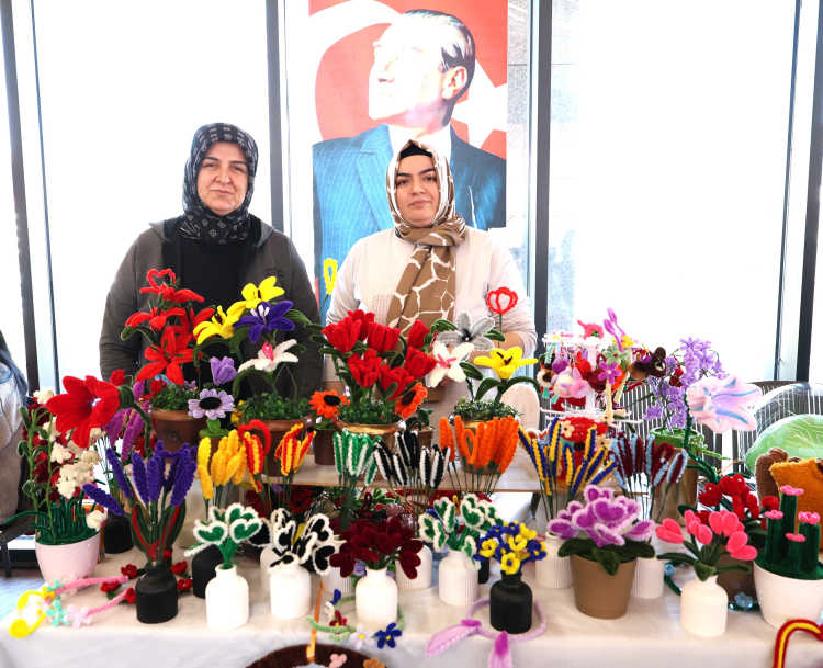 Osmangazi’de üreten kadınların el emeği ürünleri Bursalılarla buluşuyor - Bursa Hayat Gazetesi-5