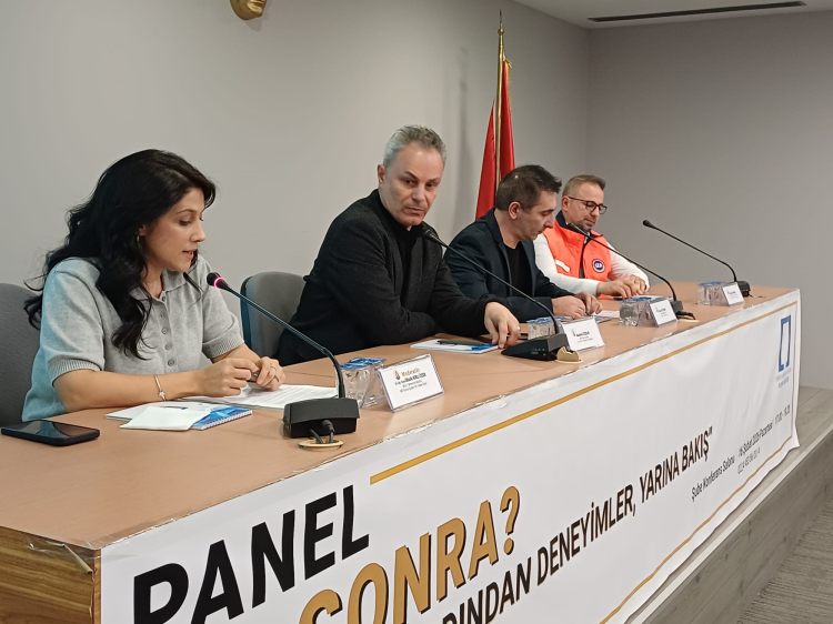 Bursa’da, ‘Ya Sonra? Depremin Ardından: Deneyimler, Yarına Bakış’ paneli gerçekleşti-Bursa Hayat-2