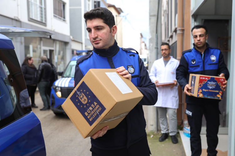 Bursa’da Ramazan bereketi, çölyak hastalarına ulaştı: 1.500 haneye destek!-Bursa Hayat-2