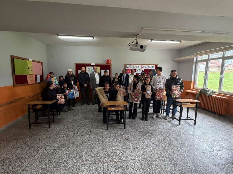 DAĞDER’in “Bir Öğrencinin Umudu Ol” projesi sürüyor - Bursa Hayat Gazetesi-2