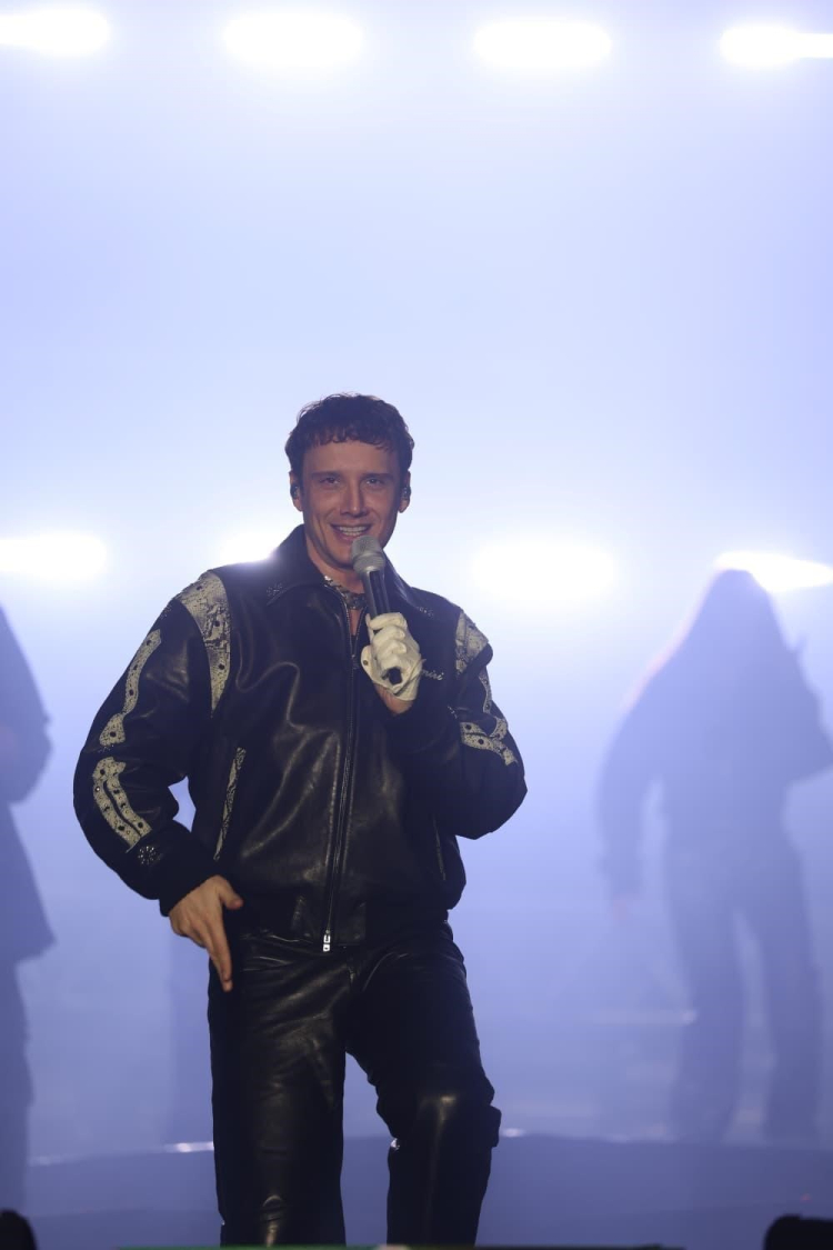 Şarkıcı Edis hakkında yakalama kararı: Ünlü isimden ilk açıklama!-Bursa Hayat Gazetesi-3