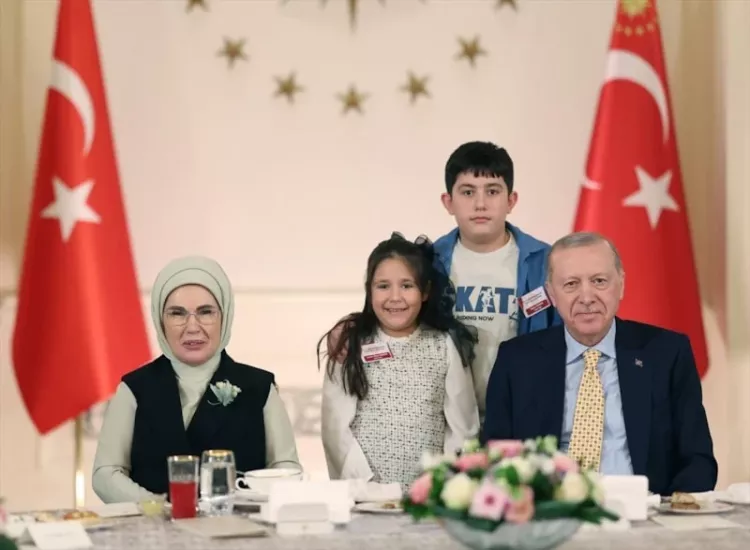 Cumhurbaşkanı Erdoğan, Ramazan’ın ilk iftarını şehit aileleriyle yaptı- Bursa Hayat-6