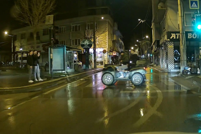 Bursa’da tehlikeli sürüş! ATV üzerinde drift attılar