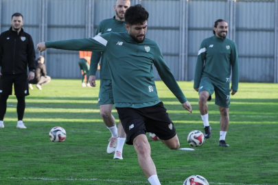 Bursaspor’da kritik Menemen FK mesaisi!