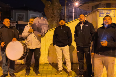 Kabe’de Hacılar ilahisi bu kez İnegöl sokaklarında yankılandı