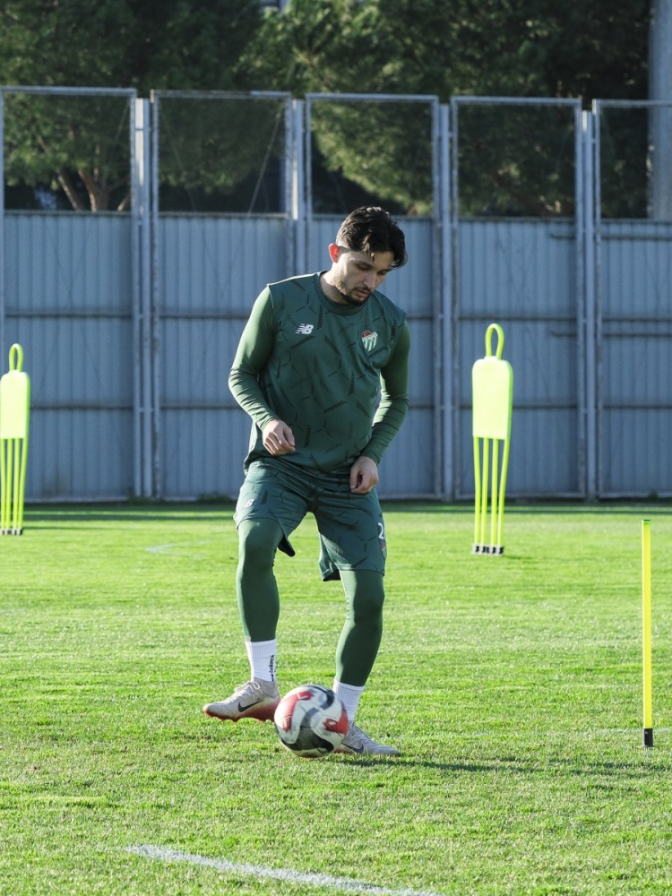 Bursaspor’da kritik Menemen FK mesaisi!-Bursa Hayat-5