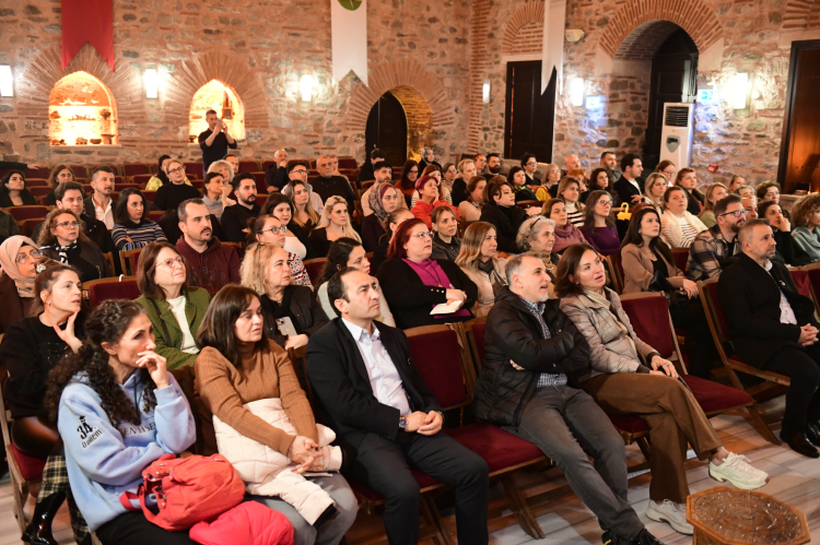 Sosyolog Karadayı Antik Mısır’ın bilgelik dünyasını Osmangazi’de anlattı - Bursa Hayat Gazetesi-2