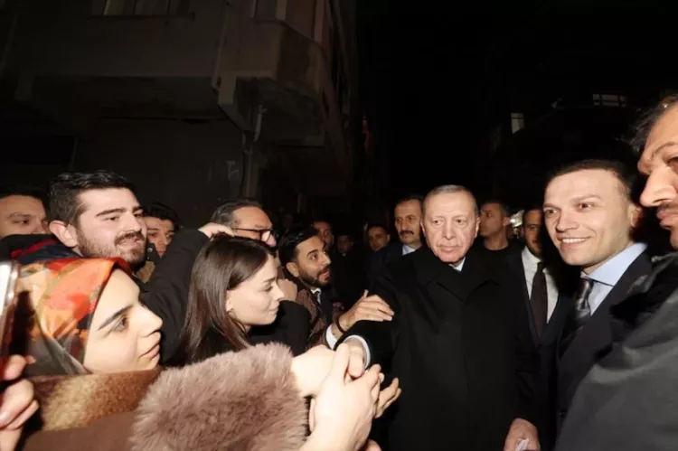 Ramazan sofrasında samimi buluşma: Erdoğan Kayacık ailesinin konuğu oldu-Bursa Hayat-6