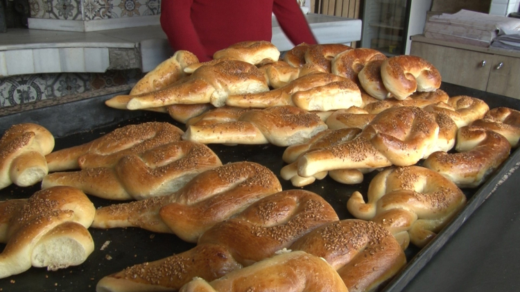 Bursa’da 4 kuşaktır süregelen Ramazan geleneği: Özel iftariyelik poğaçalar-Bursa Hayat-2