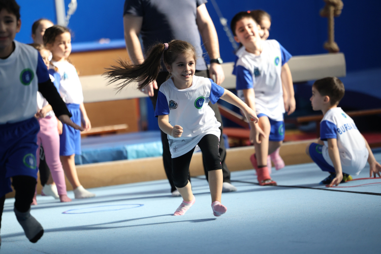 Kış Spor Okulları'nda beşinci dönem tamamlandı - Bursa Hayat Gazetesi-2