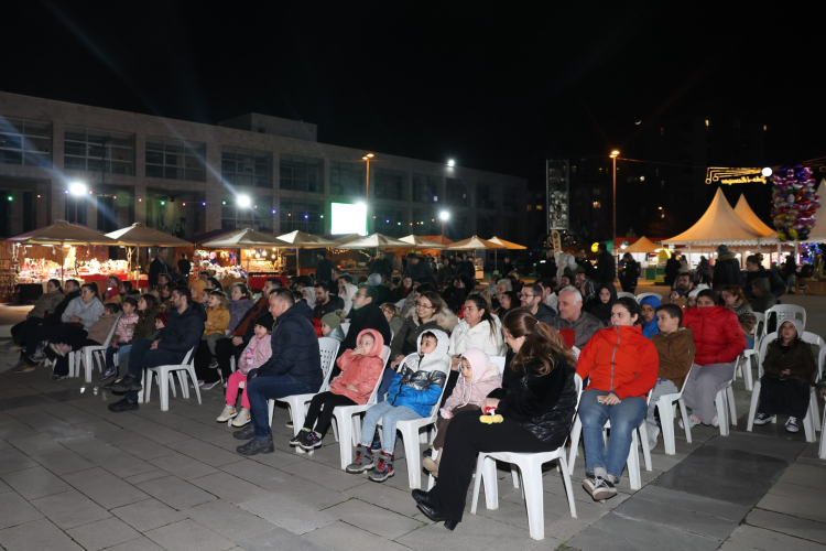 Nilüfer Ramazan Sokağı’nda ilk gün coşkusu - Bursa Hayat Gazetesi-2