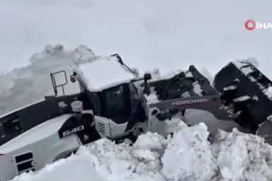 Yayladere’de iki metreyi bulan karla mücadele