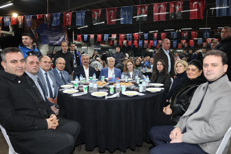 Başkan Bozbey’den Fatih Mahallesi’ne iftar ziyareti! -Bursa Hayat-2
