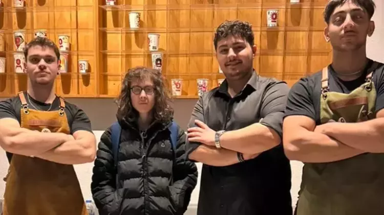 Bir dönemin fenomeni “Filozof Atakan” şimdi nasıl görünüyor?-Bursa Hayat-2