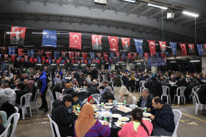 Başkan Bozbey’den Fatih Mahallesi’ne iftar ziyareti!