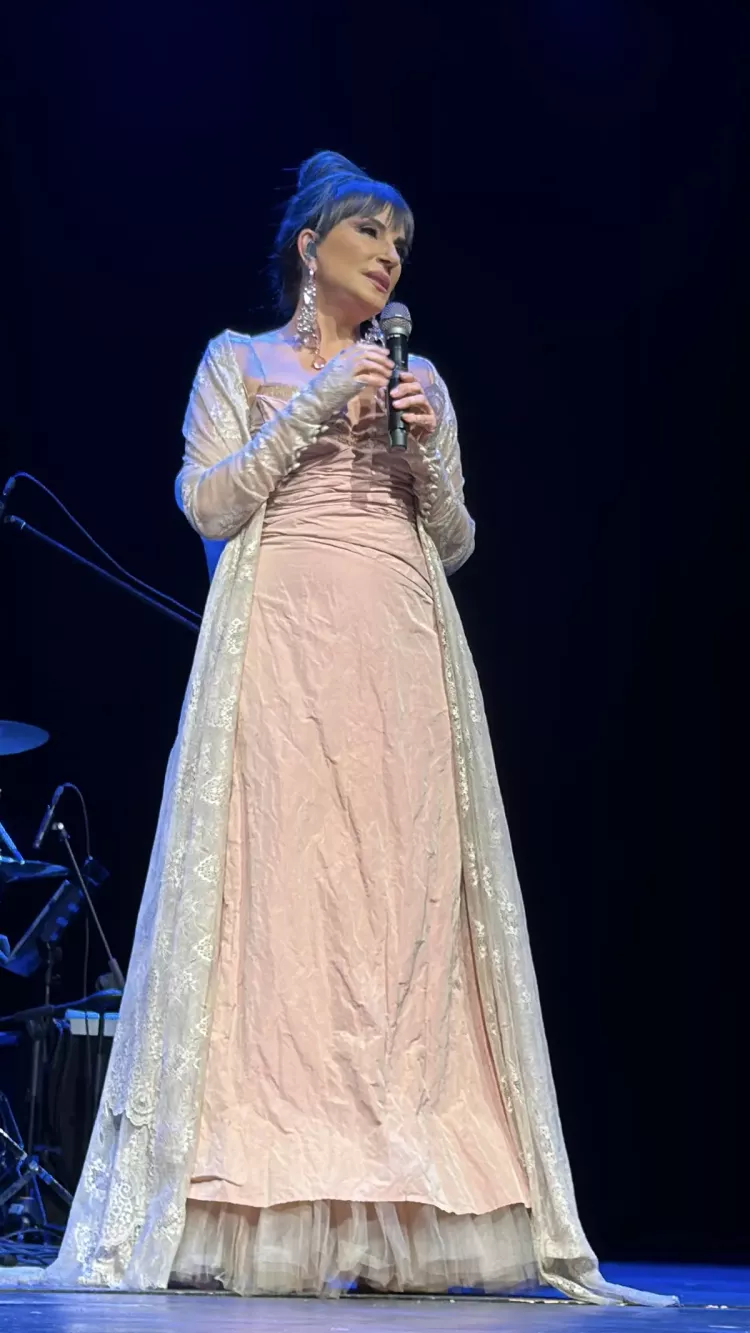 Ayşegül Aldinç, rap trendine tepki gösterdi! “Ben 90’ların sanatçısıyım”-Bursa Hayat-2