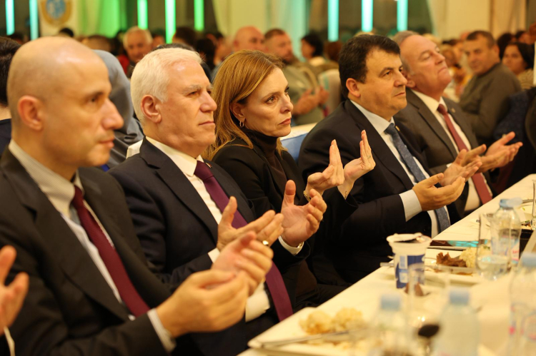 Bursa Büyükşehir Belediyesi, Filibe’de Ramazan sofrası kurdu!-Bursa Hayat-2