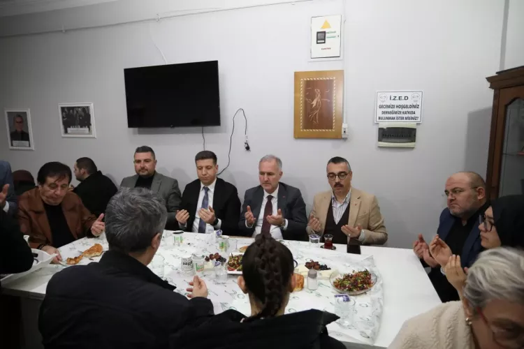 İnegöl’de engellilerle dayanışma ruhu Ramazan sofrasında yaşandı - Bursa Hayat Gazetesi-3