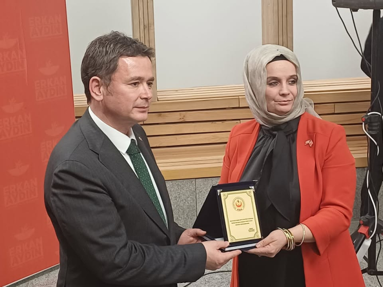 Osmangazi Belediyesi’nden şehit aileleri ve gazilere onur iftarı - Bursa Hayat Gazetesi-5