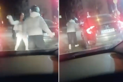 Bursa’da ışıklarda başlayan tartışma yumruklu kavgayla bitti!