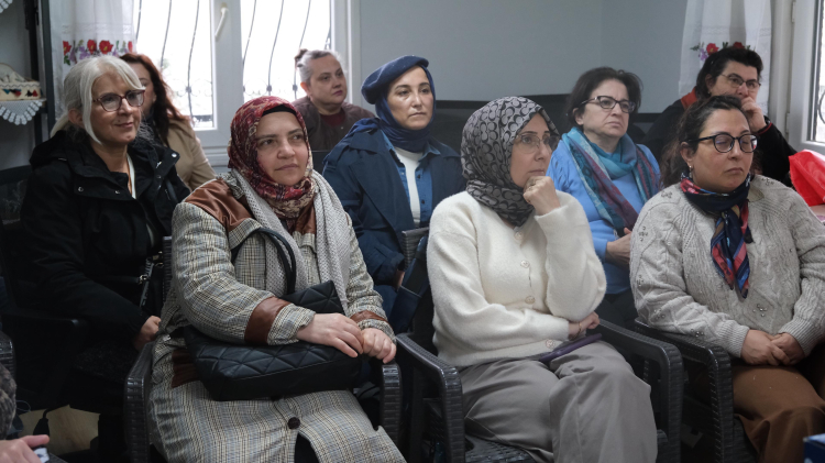 Bursa Yıldırım’da kadın girişimcilere dijital güç desteği - Bursa Hayat Gazetesi-2