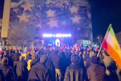 İran’da yüz binler sokakta: ABD ve İsrail saldırılarına karşı intikam yemini