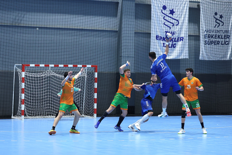 Nilüfer Belediyespor fark attı, ikinciliği bırakmadı -Bursa Hayat-3