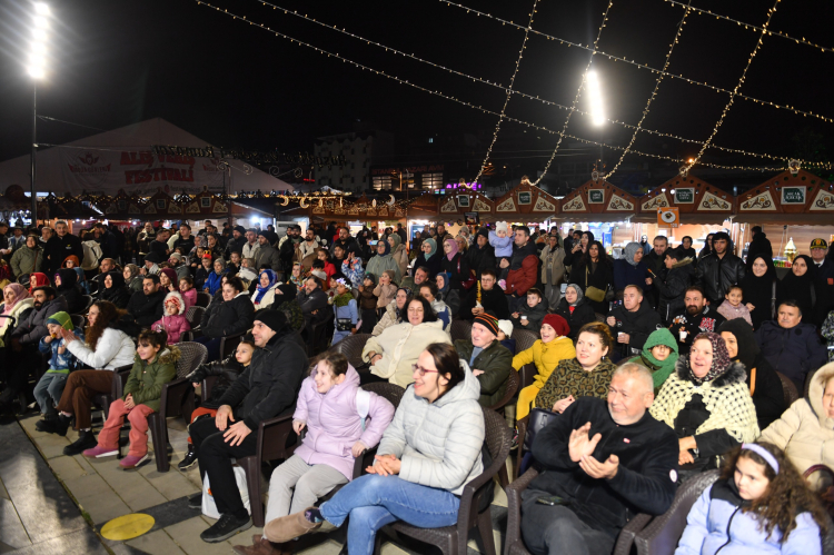 Osmangazi’de Ramazan sofraları Emek Mahallesi’nde kuruldu - Bursa Hayat Gazetesi-5