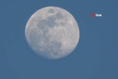 Van Kalesi dolunayla kartpostallık görüntüler yarattı!