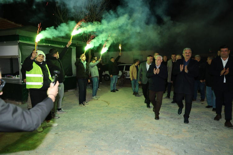 Başkan Bozbey, Mustafakemalpaşa’da Bursalılarla buluştu-Bursa Hayat-3