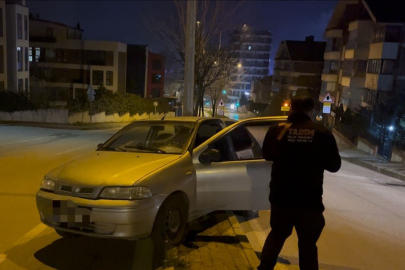 Bursa’da aracı park ettikten saniyeler sonra kontrolden çıktı