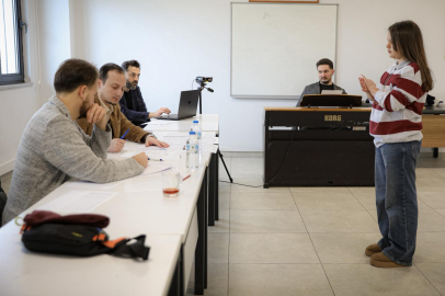 Bursa’da keman ve çello sınavıyla genç yetenekler keşfedildi