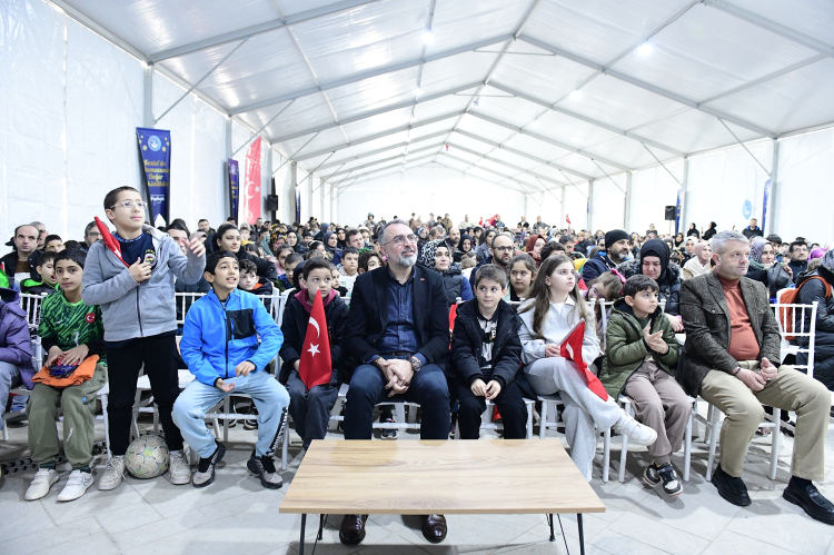 Bursa Kestel’de Ramazan sevinci minik kalplerle buluştu - Bursa Hayat Gazetesi-2