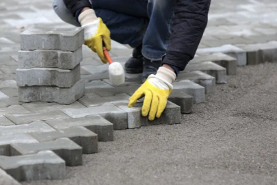Beton parke, bordür döşeme işi yaptırılacak