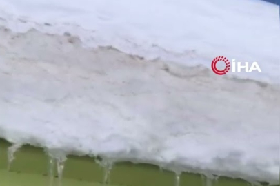 Ovacık’ta kar kalınlığı 2 metreyi aştı: Köyler beyaza büründü!