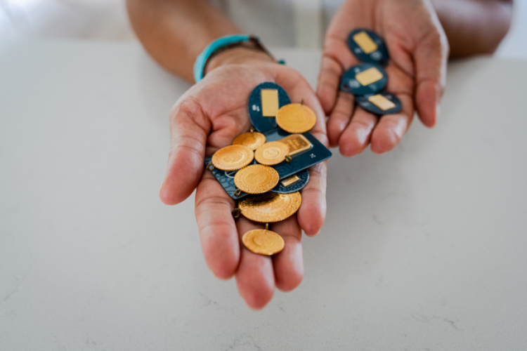 Orta Doğu’daki gerilim altın piyasasını hareketlendirdi! | Bursa Kapalı Çarşı altın fiyatları 6 Mart 2026-Bursa Hayat-2