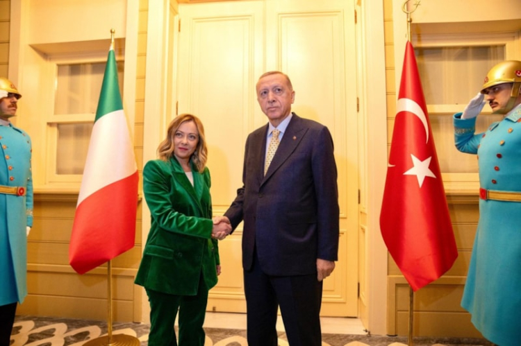 Türkiye-İtalya liderleri telefonda görüştü: Bölgesel istikrar ele alındı-Bursa Hayat-2