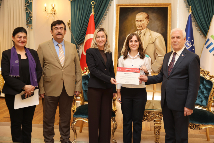 Bursa Büyükşehir Belediyesi’nden kadın istihdamında öncü adım!-Bursa Hayat-2