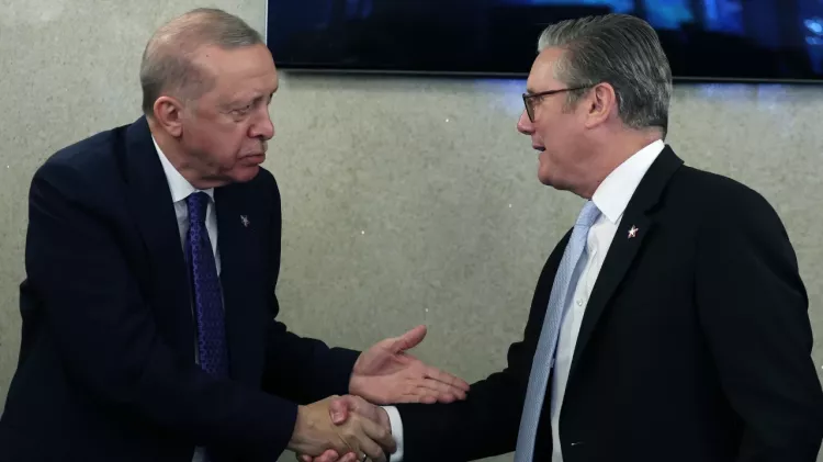 Erdoğan ve Starmer, Türkiye-Birleşik Krallık iş birliğini görüştü!-Bursa Hayat-2