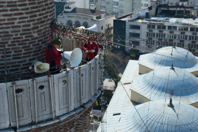 400 yıllık gelenek sürüyor: Bursa’nın sembolünde ikinci mahya mesaisi