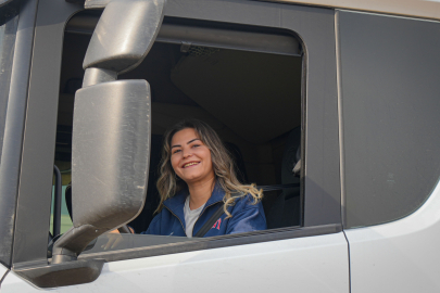 Babasının yolundan giden genç kadın: "TIR şoförlüğü bana özgürlük kattı"