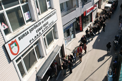 APP plaka cezası paniği!  Bursa Şoförler Odası’nda uzun kuyruklar oluştu