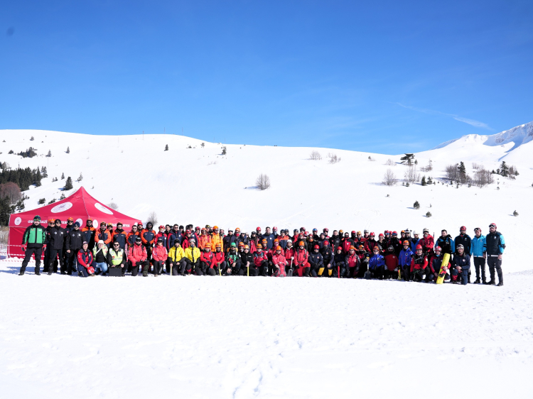 Uludağ’da çığ tatbikatı: Osmangazi Arama Kurtarma Ekibi sahada!-Bursa Hayat-2