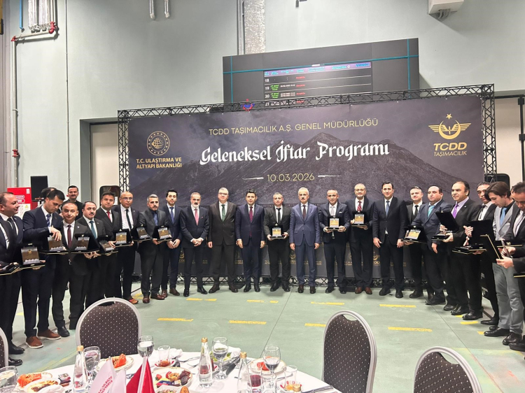 Bursa hızlı tren projesinde yeni gelişmeler! Bakan Uraloğlu açıkladı-Bursa Hayat-2