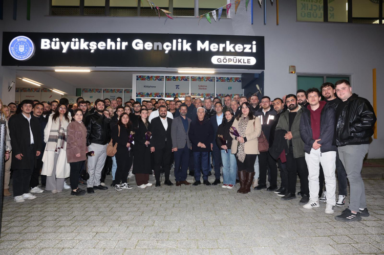 Başkan Bozbey’den Görükle’de gençlerle sahur buluşması - Bursa Hayat Gazetesi-3