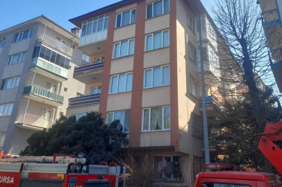 Bursa’da bacadan sıçrayan alevler çatıyı küle çevirdi