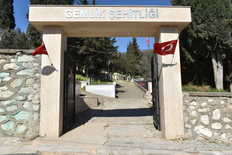 Bursa’da şehitlikler Ramazan ayında unutulmadı!-Bursa Hayat-5