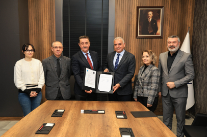 Bursa’da akademi ile özel sektör sanat ve teknoloji için buluştu